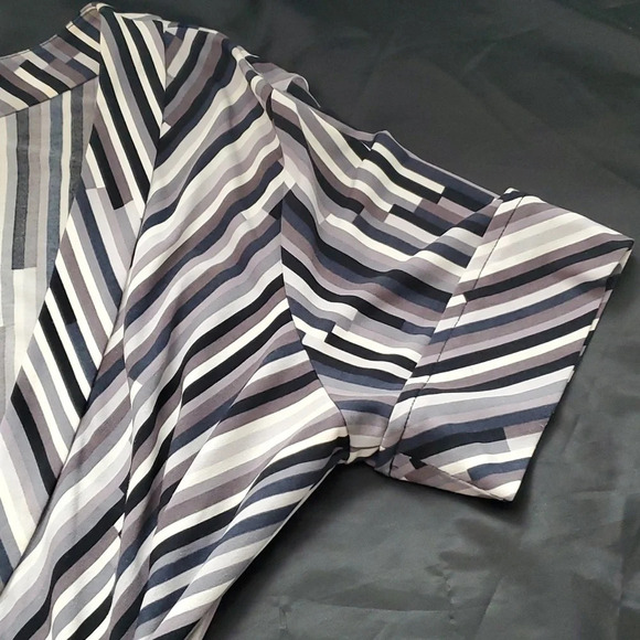 BCBGMaxazria Womens Faux Wrap Stretch Top with Tie Waist - Picture 9 of 11